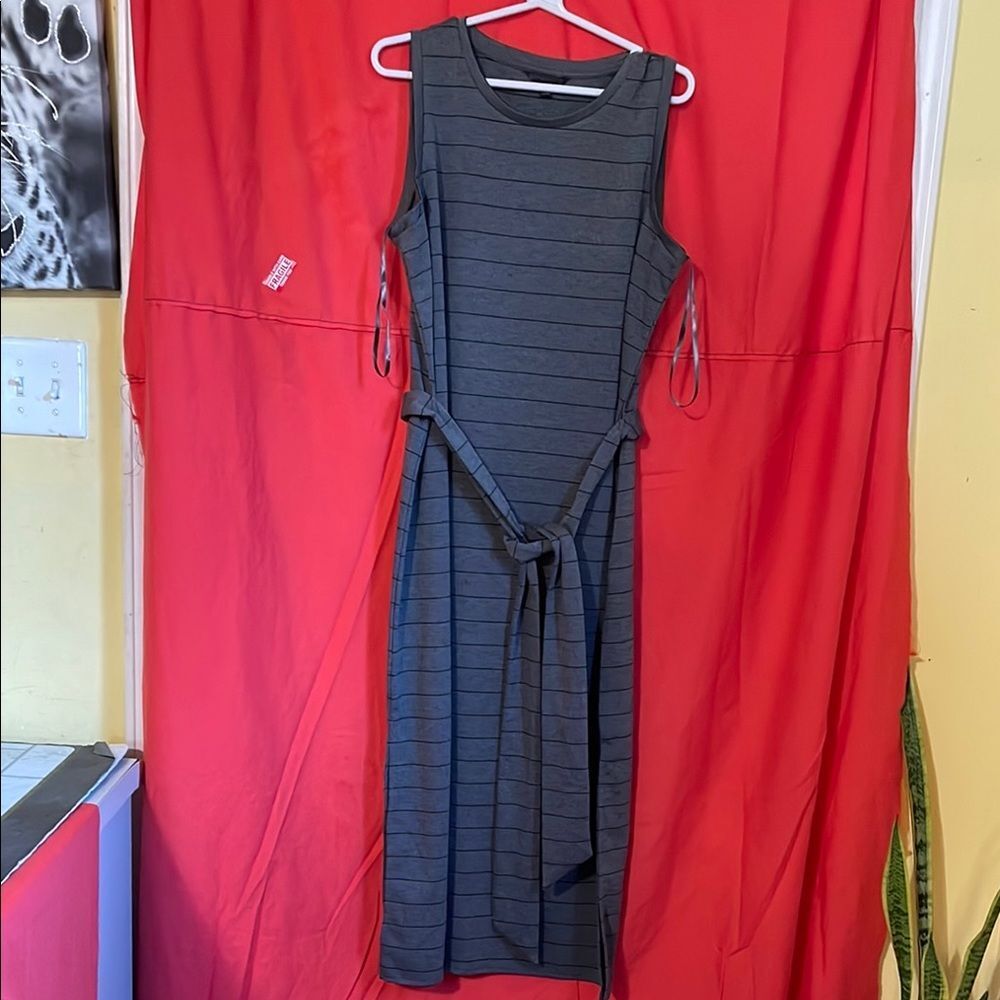 Elegant Gray Sleeveless Dress BANANA REPUBLIC size L/G